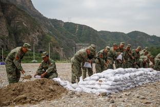 无敌大头？！布伦森爆砍44+4+7率队拿天王山 正负值+31冠绝全场